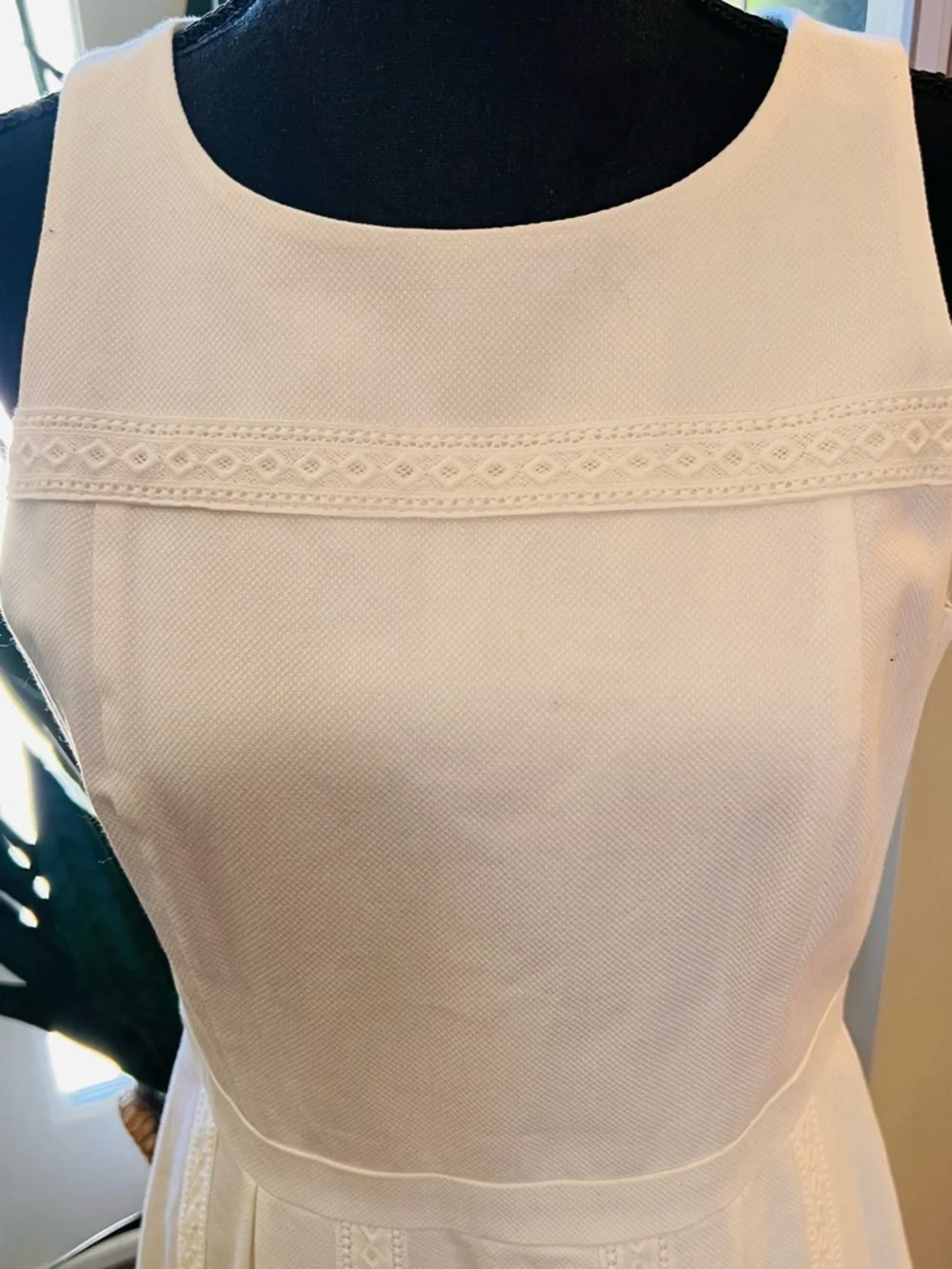 J.Crew A4090 White Eyelet Dress Size 6 NWT Lace Trim Sleeveless - Picture 2 of 10
